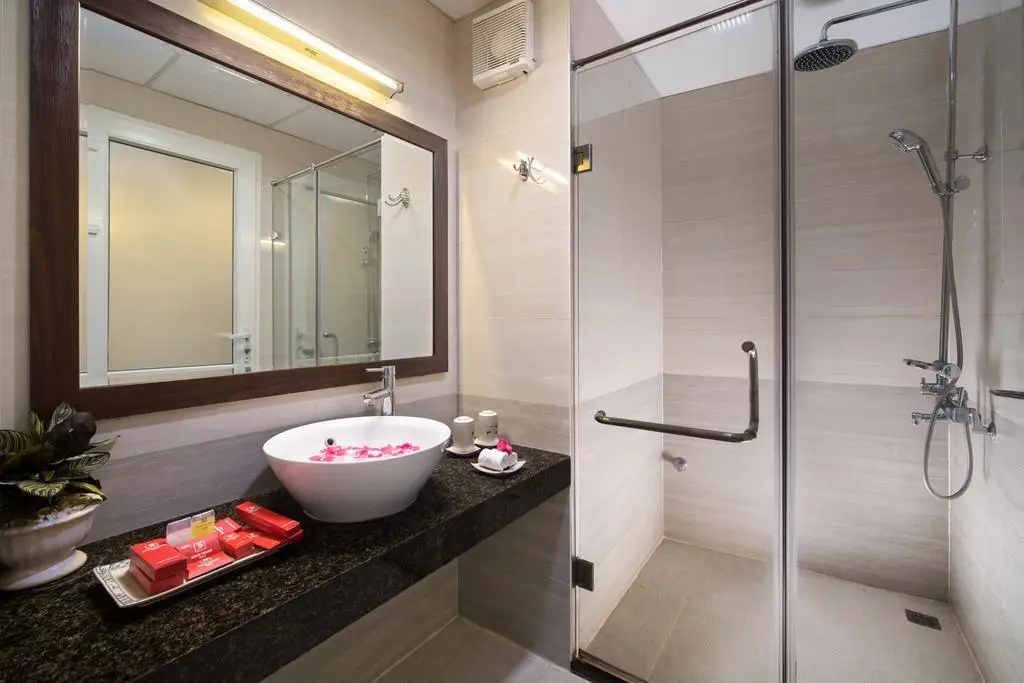 Ханой: Serene Premier Hotel