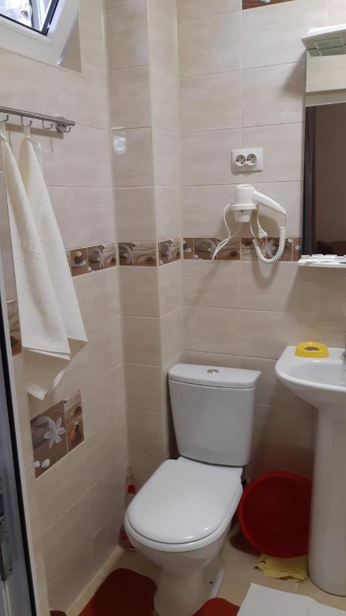 Витязево: Guest House Vodoley
