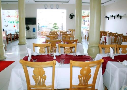 Ван Дон: Ann Hotel
