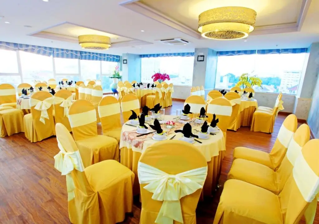 Хошимин: Golden Crown Hotel
