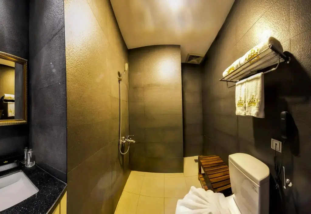 Хошимин: Golden Crown Hotel