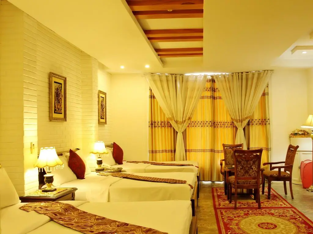 Дананг: Louis Hotel