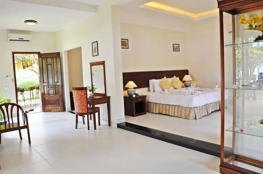 Sandhills Beach Resort & Spa — фото 1