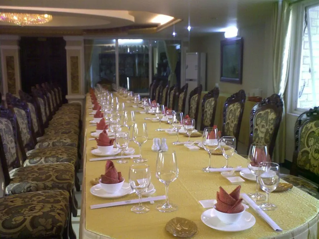 Хайфон: Hoang Long Hotel - Hai Phong Center