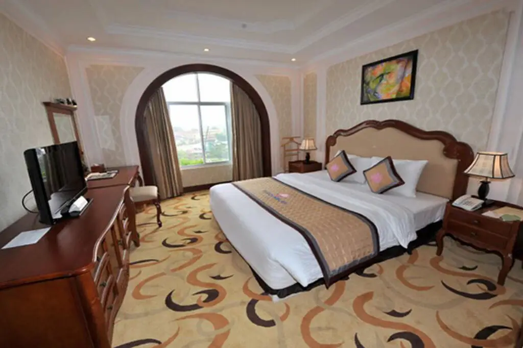 Винь: Saigon Kimlien Resort Cualo