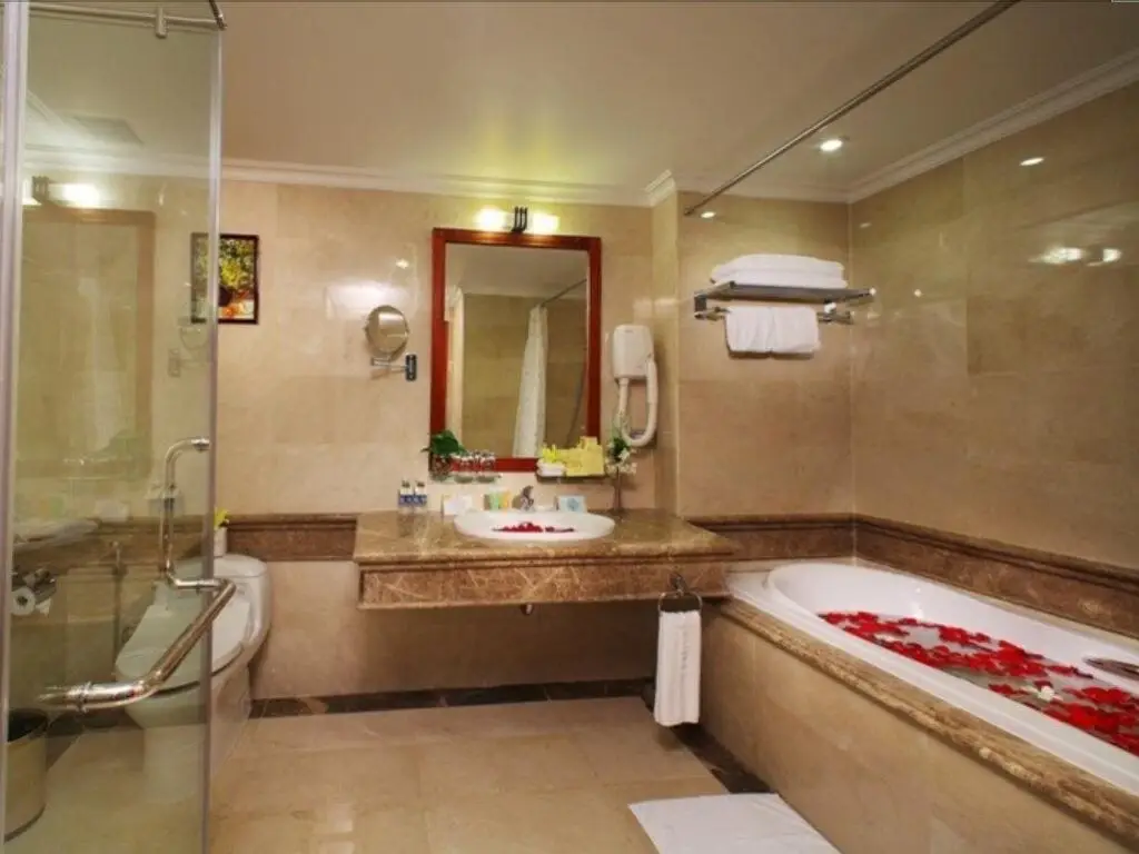 Хошимин: First Hotel - New Wing