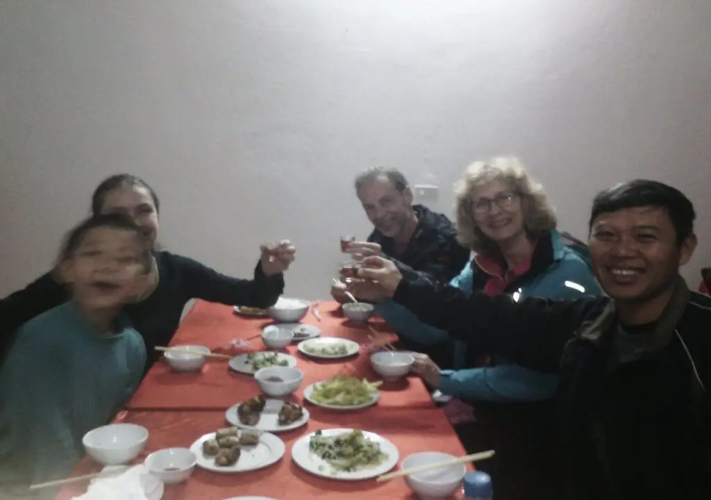 Зявьен: Cuc Phuong Hotel