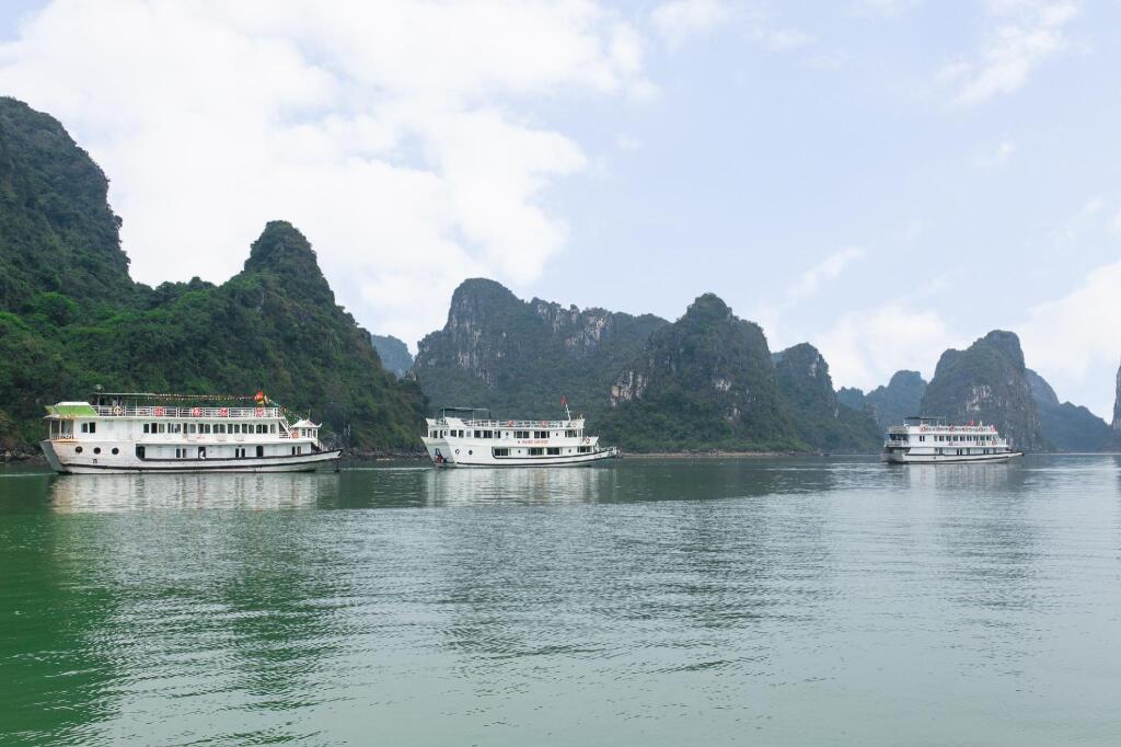 Халонг: Halong Fantasea Cruise