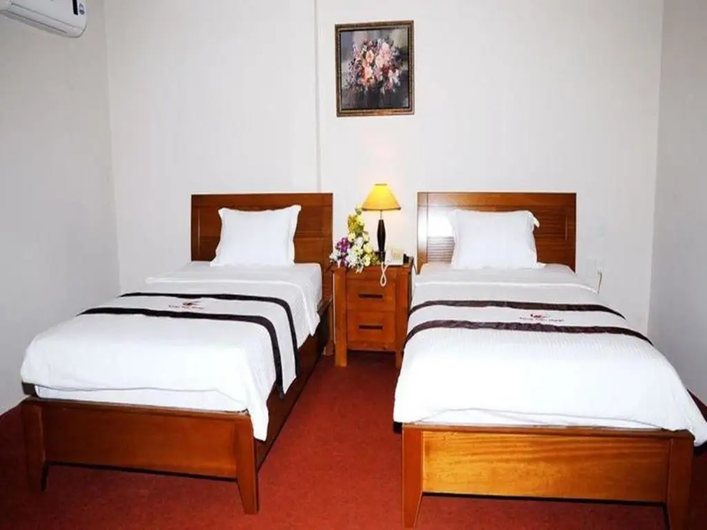 Митхо: Song Tien Hotel