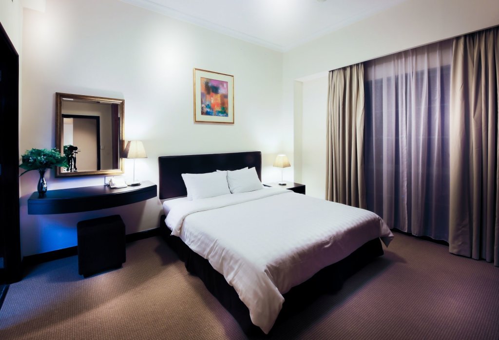 Ханой: Diamond Westlake Suites