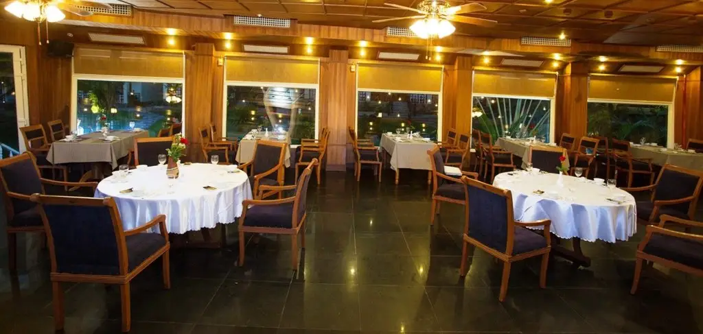 Куинён: Royal Hotel & Healthcare Resort Quy Nhon