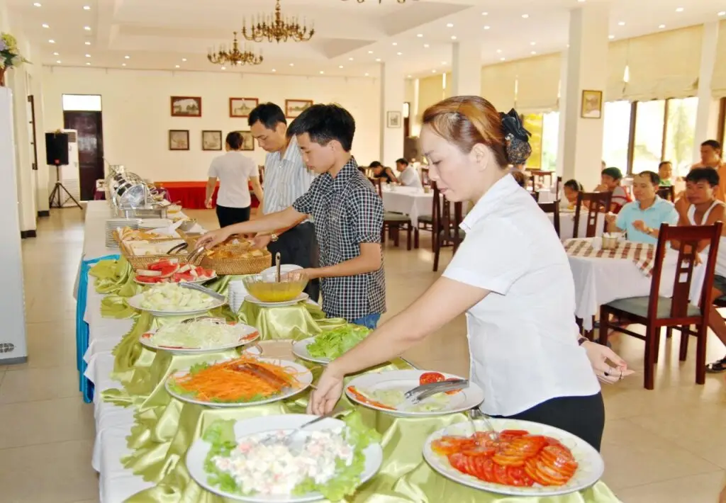Халонг: Van Hai Hotel