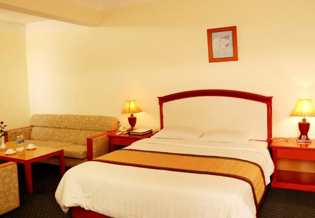 Халонг: Van Hai Hotel