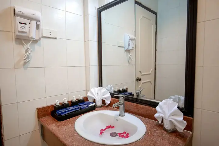 Ханой: Hoa Binh Hotel