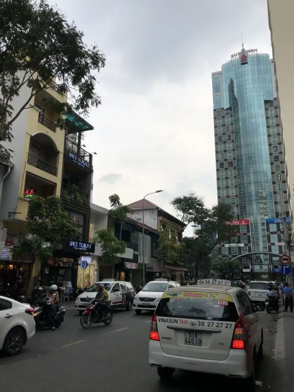 Хошимин: Tan Hoang Long Hotel