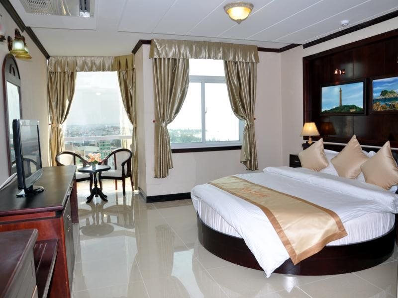 Рач-Гия: Sea Light Hotel