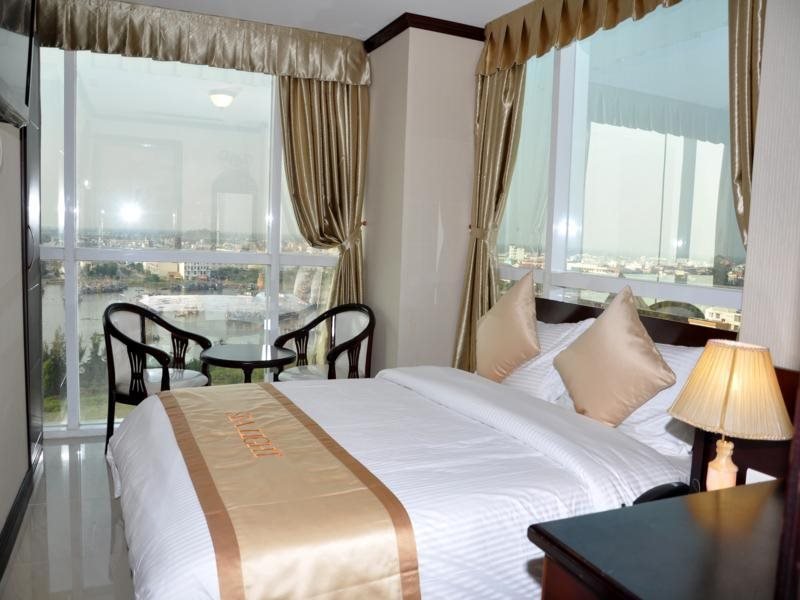 Рач-Гия: Sea Light Hotel