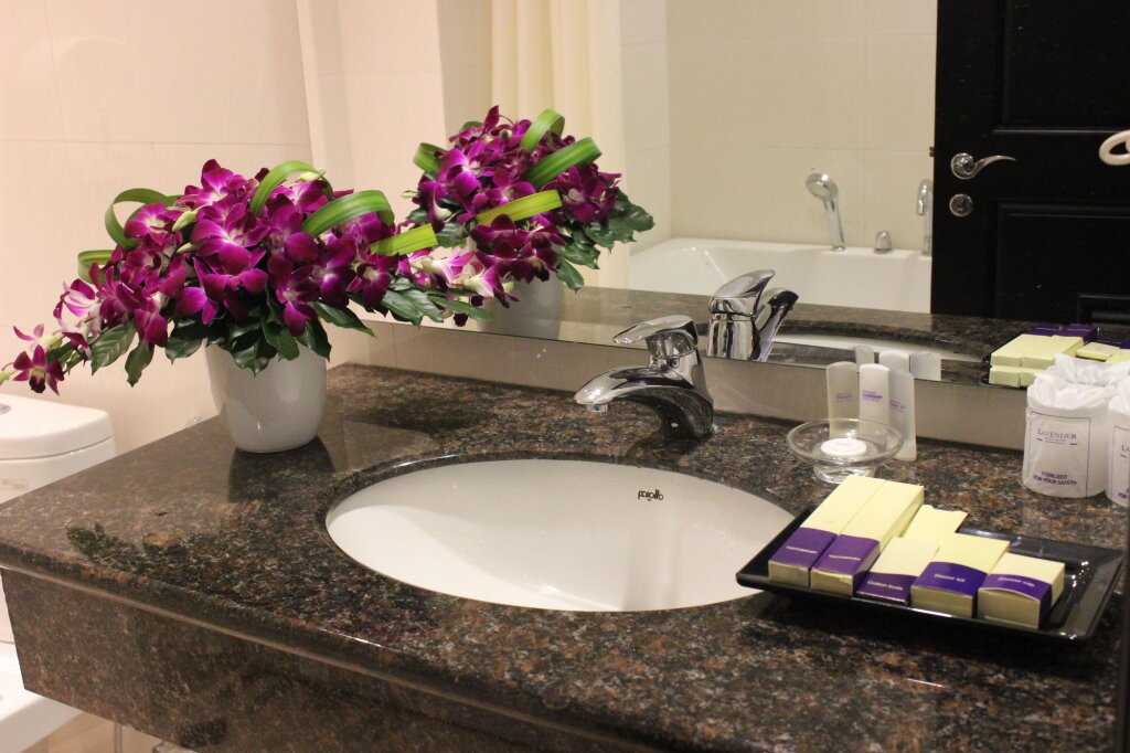 Хошимин: Lavender Hotel Ben Thanh Market