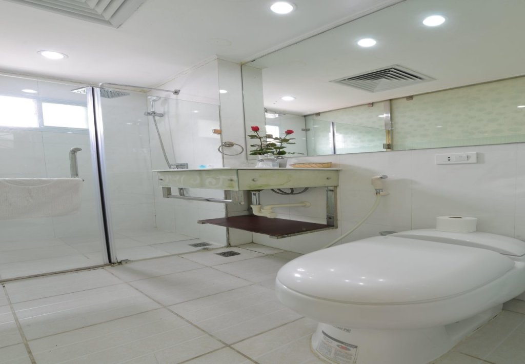 Ханой: B & B Hanoi Hotel & Travel