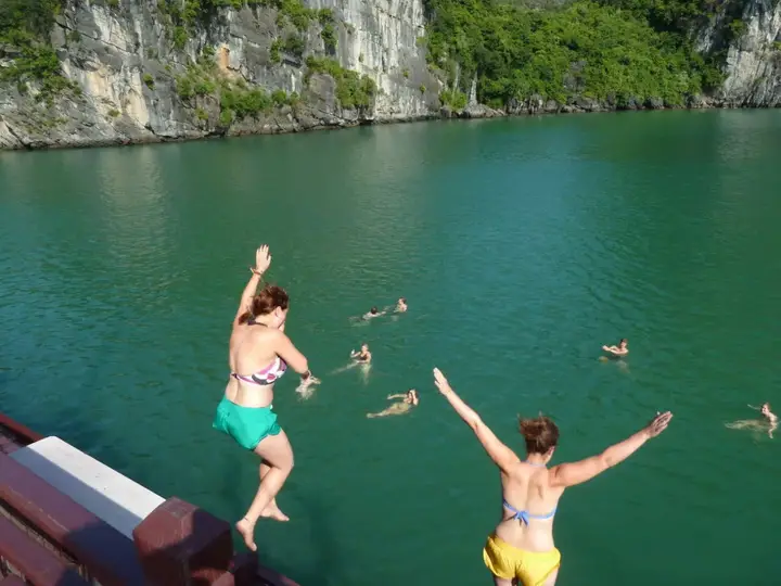 Халонг: Halong Paloma Cruise