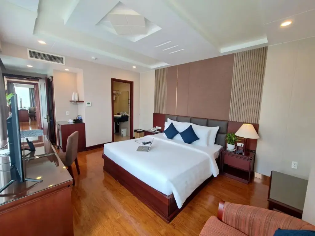 Хошимин: Kin Hotel Thi Sach
