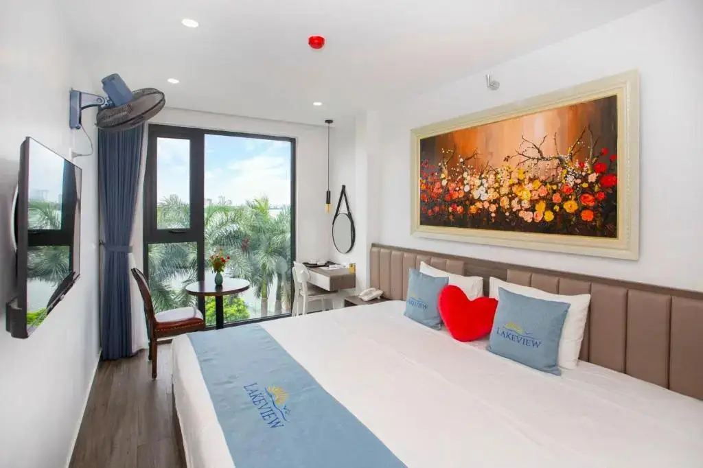 Ханой: Hanoi Lake View Hotel & Travel