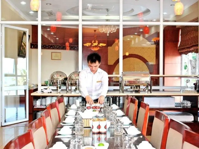 Халонг: Dien Luc Bai Chay Hotel