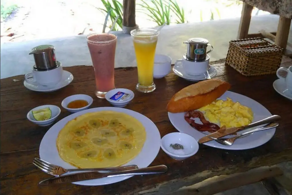 Хойан: An Bang Beach Hideaway Homestay