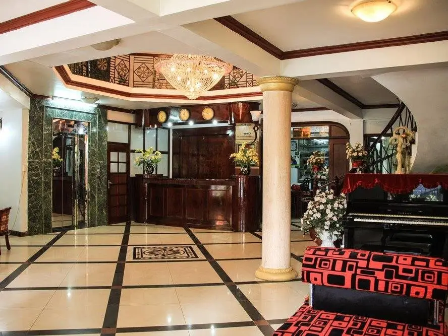 Ханой: Lakeside Hotel
