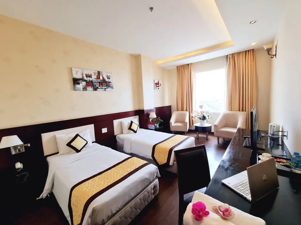 Хошимин: Happy Life Hotel