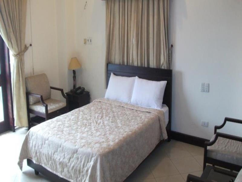 Дананг: Y Van Hotel