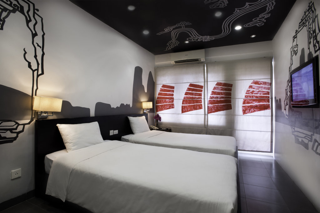Thang Long Espana Hotel — фото 1