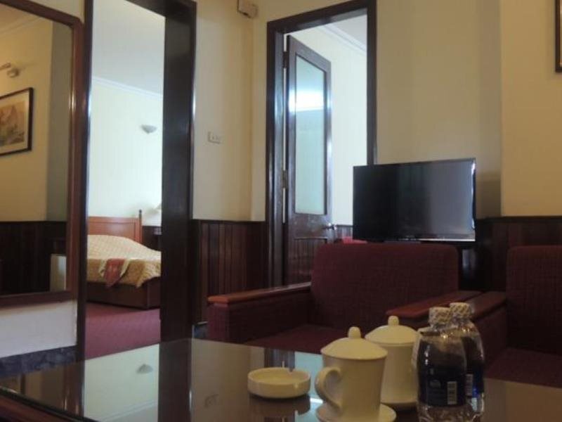 Ханой: Army Guest House
