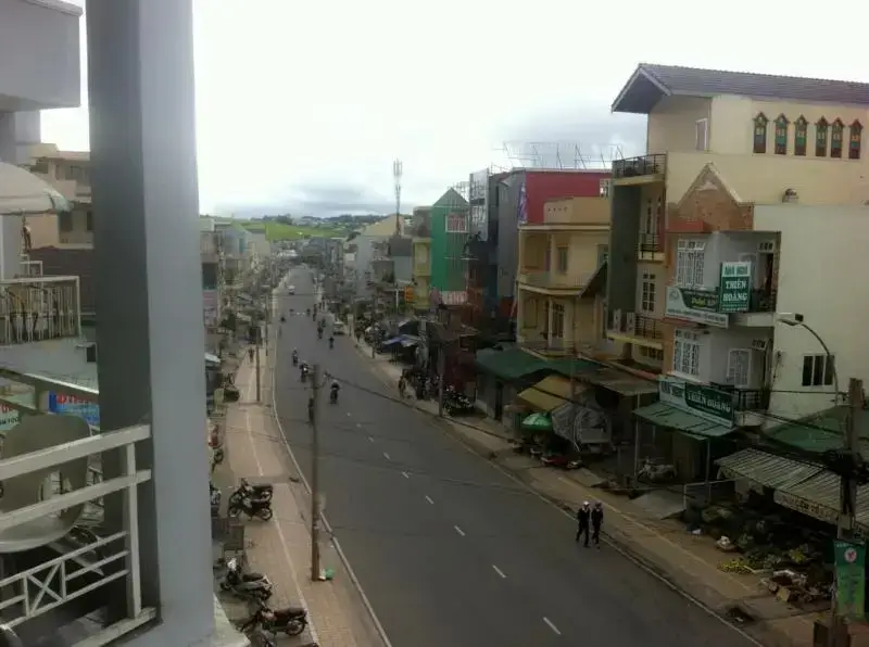 Далат: Nh Nghi Thin Hong