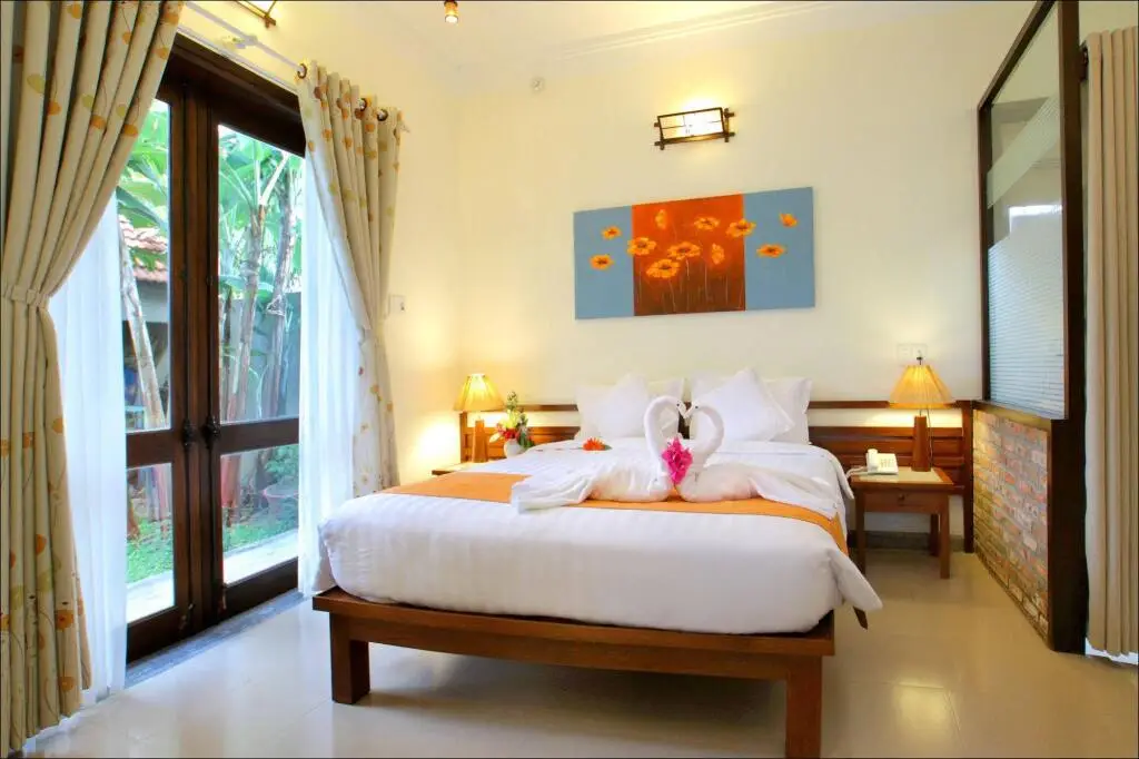 Хойан: Van Lan Riviera Villas