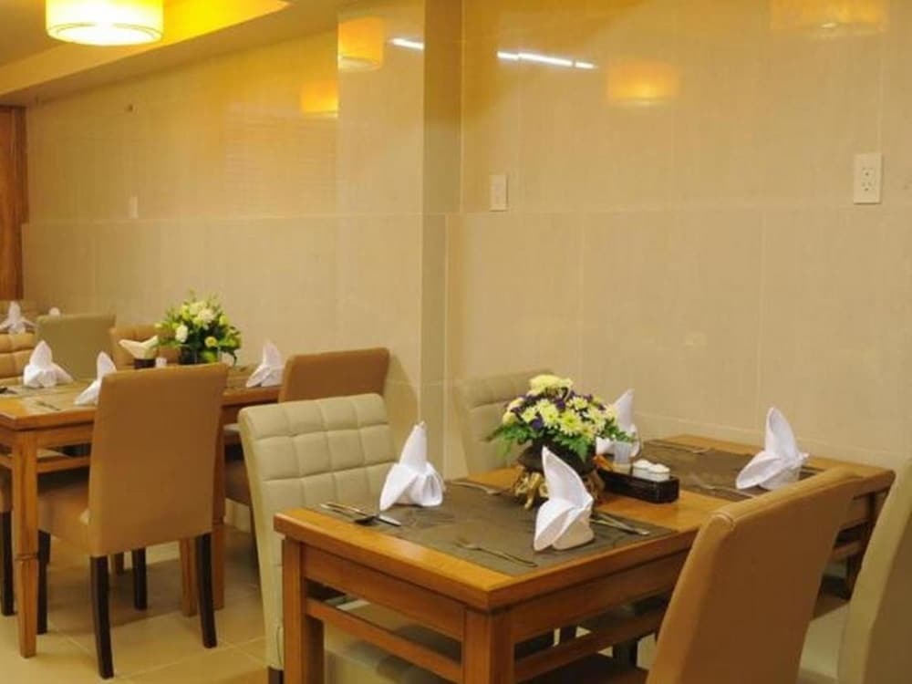 Хошимин: May Flower Saigon Hotel 2