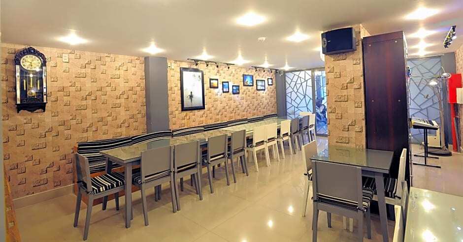 Дананг: The Carnation Hotel Da Nang