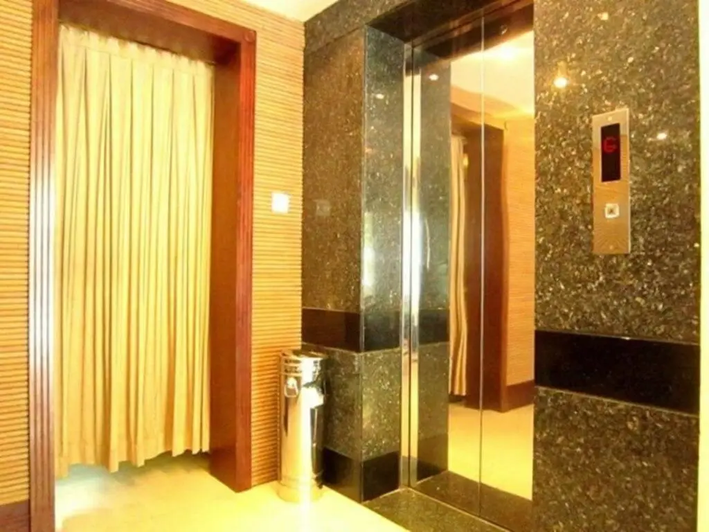 Хошимин: Golden Ant Hotel