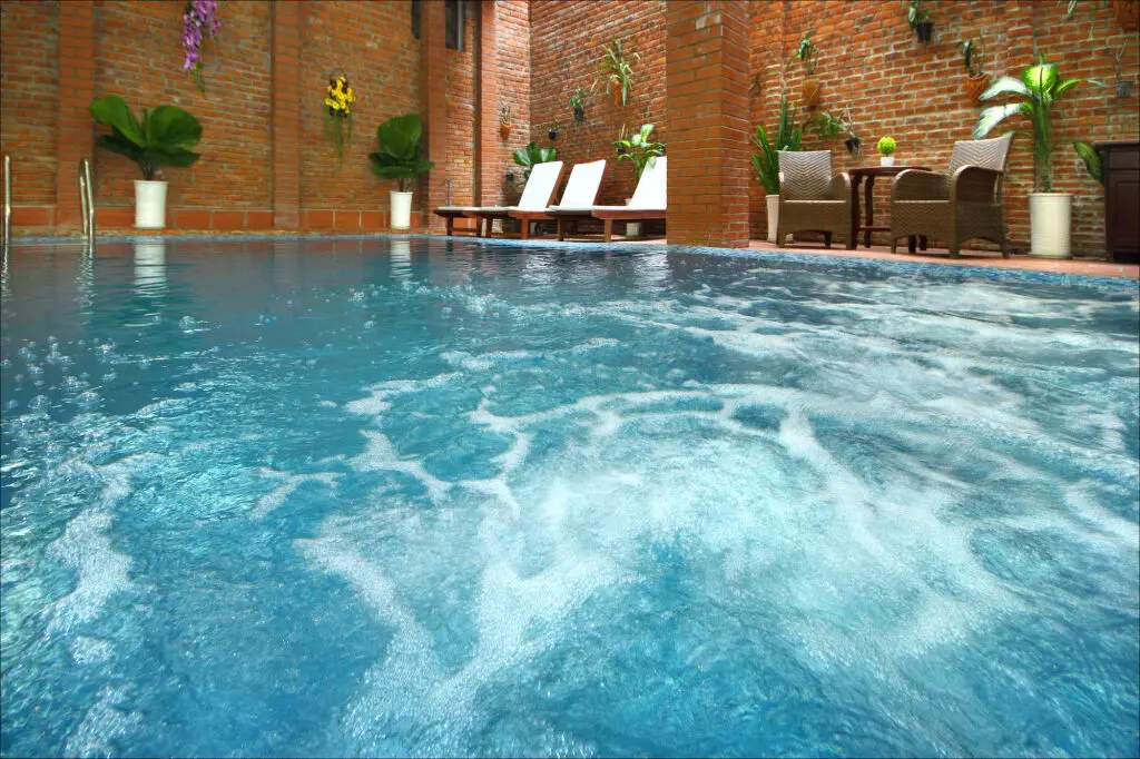Хойан: Golden River Hotel