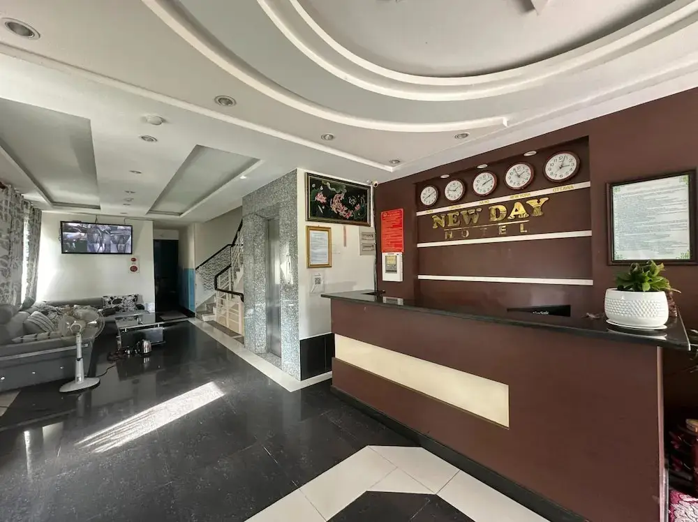 Дананг: New Day Hotel