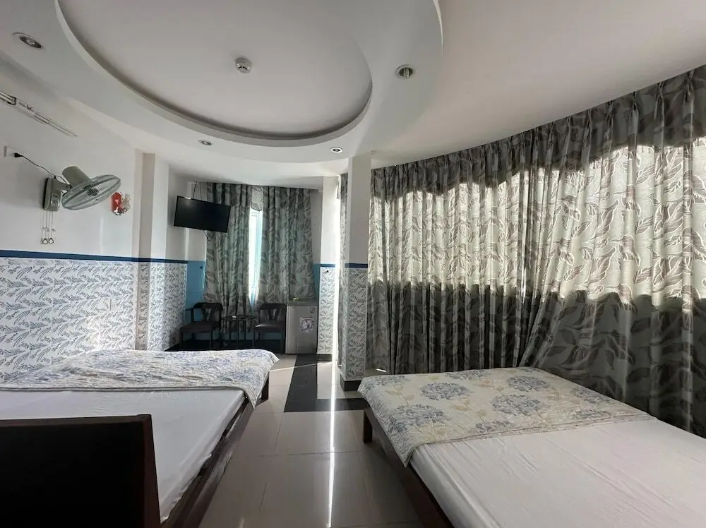 Дананг: New Day Hotel