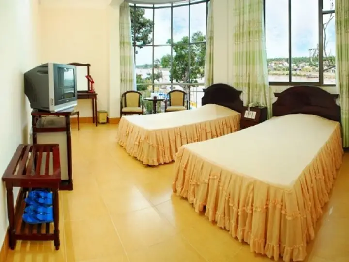 Бенче: Hung Vuong Hotel