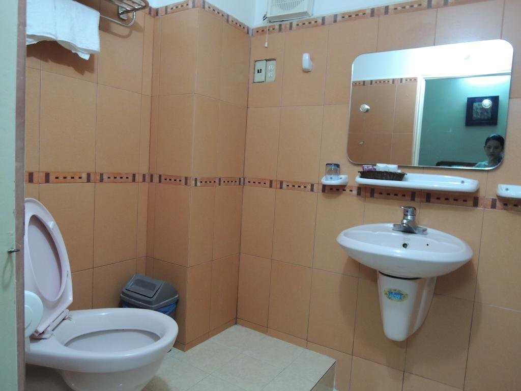 Хошимин: Hai Au Hotel
