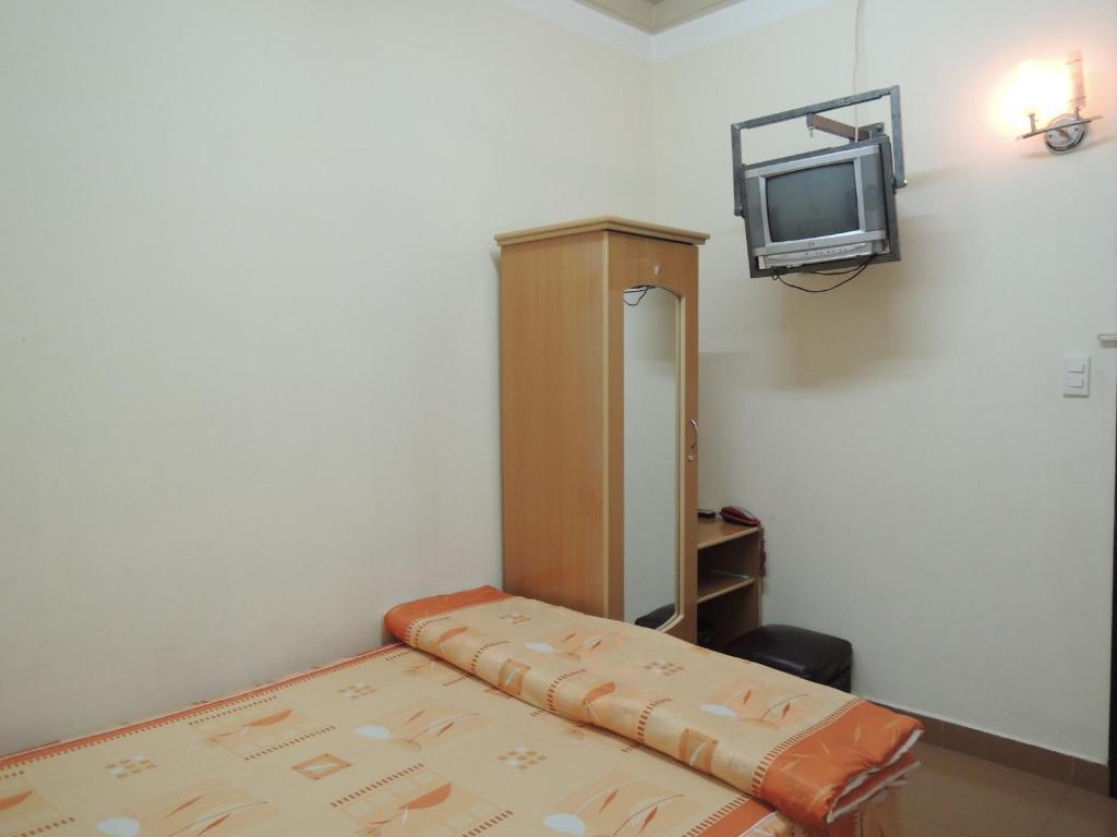 Далат: Hoang De Hotel