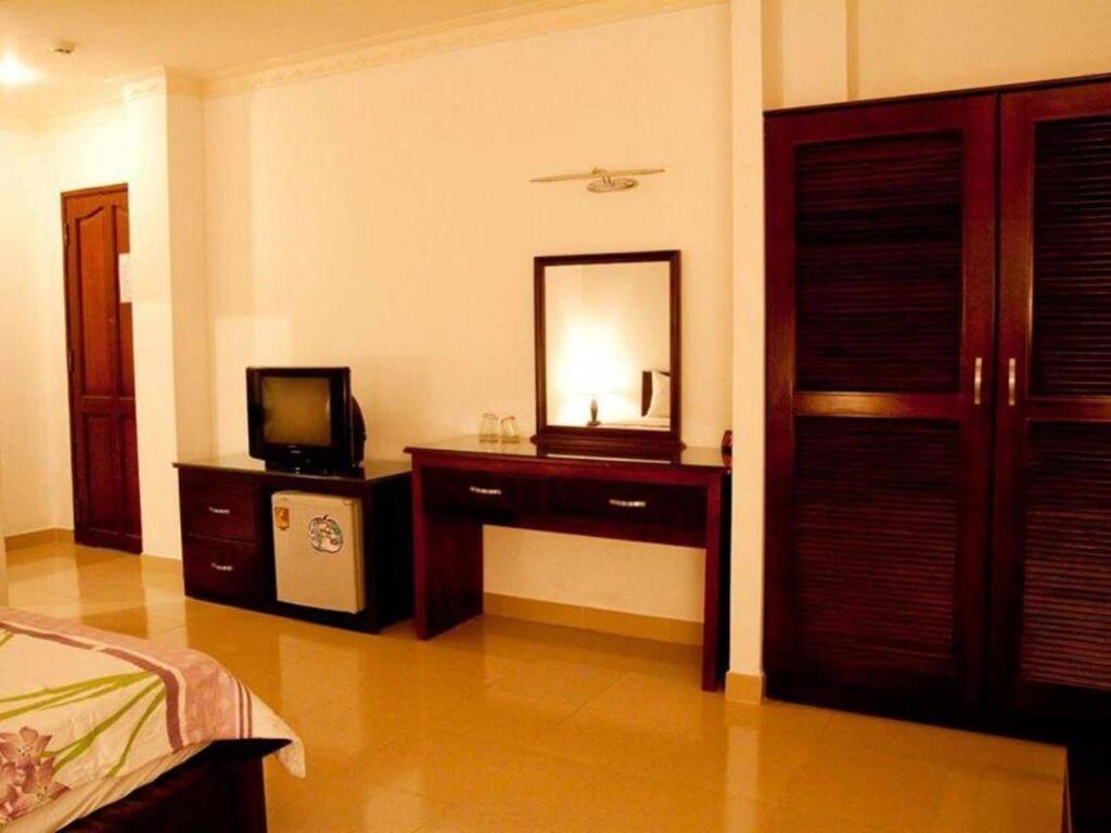 Хошимин: Phi Phung Hotel