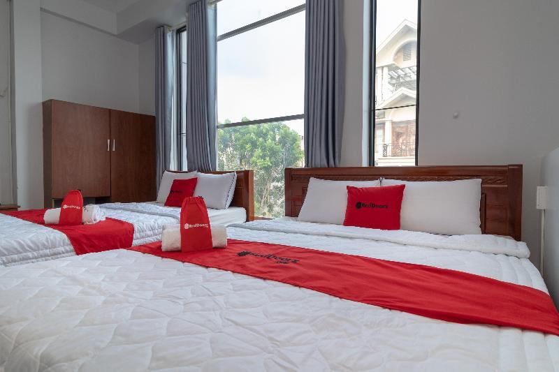 Хошимин: RedDoorz near Tan Huong Market
