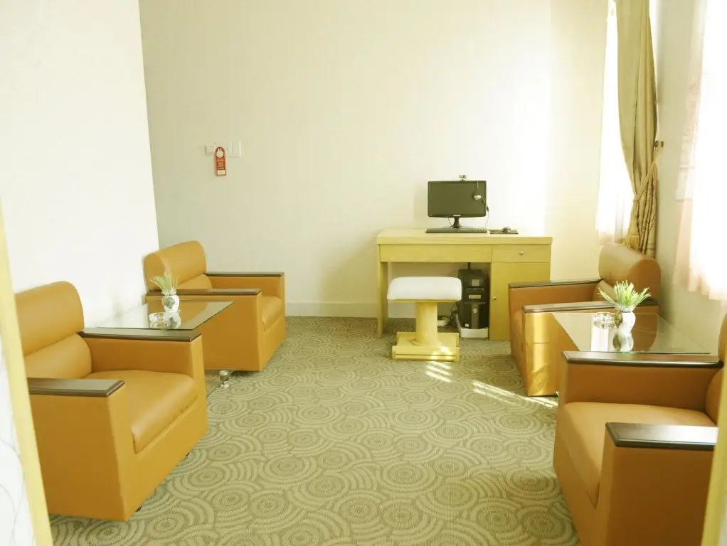 Кантхо: Holiday Hotel