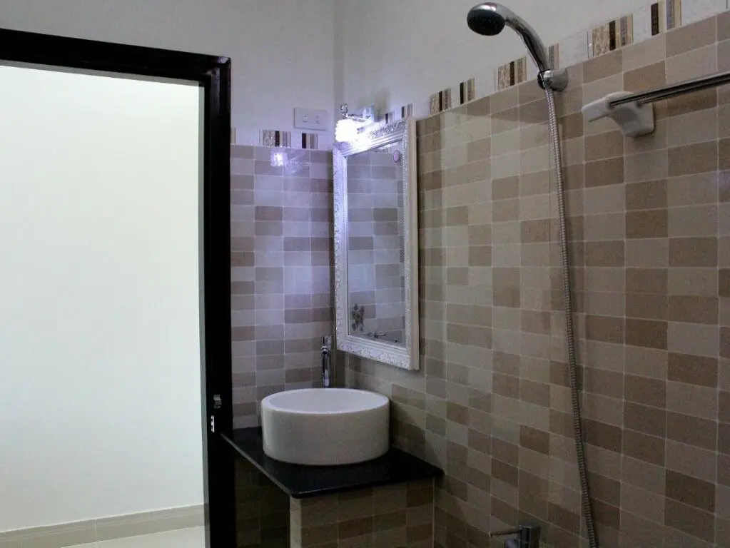 Фантхьет: Phuong Tay Guest House Mui Ne