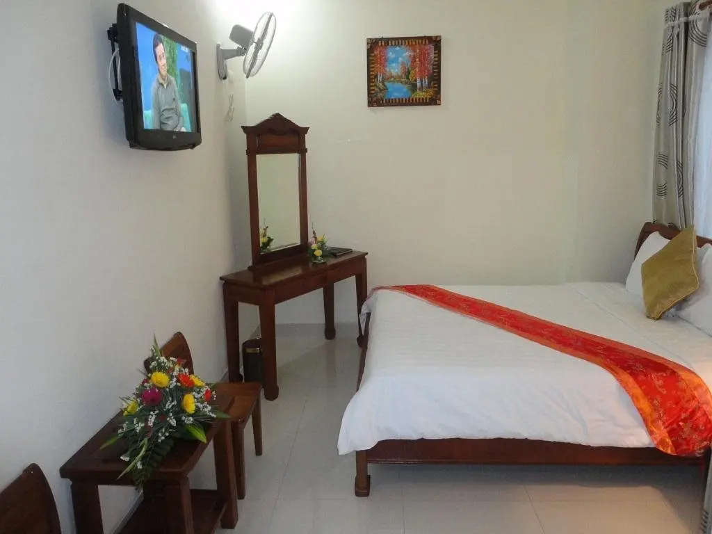 Куинён: Hoang Yen Canary Hotel
