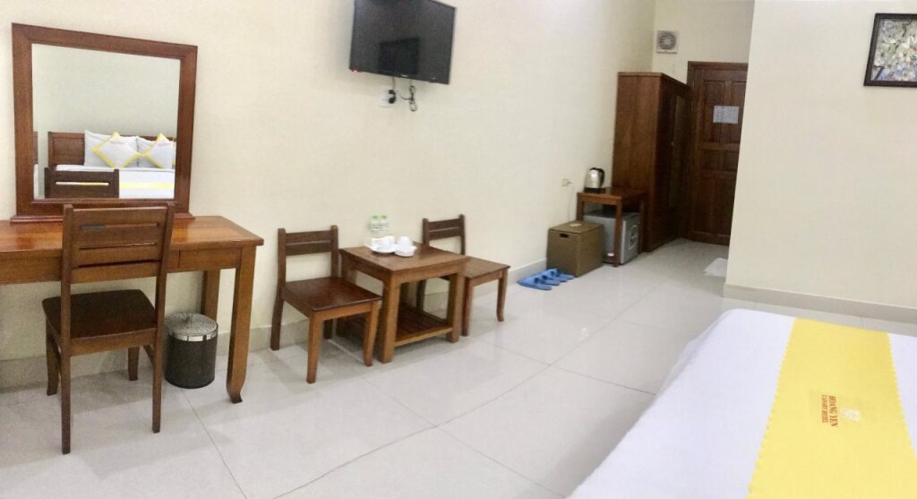 Куинён: Hoang Yen Canary Hotel